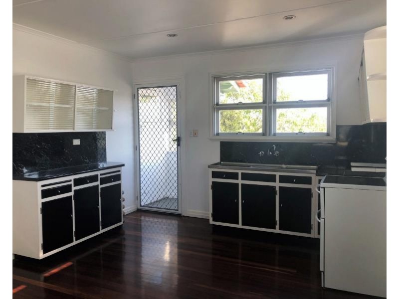 13 Bowen Terrace, The Range QLD 4700